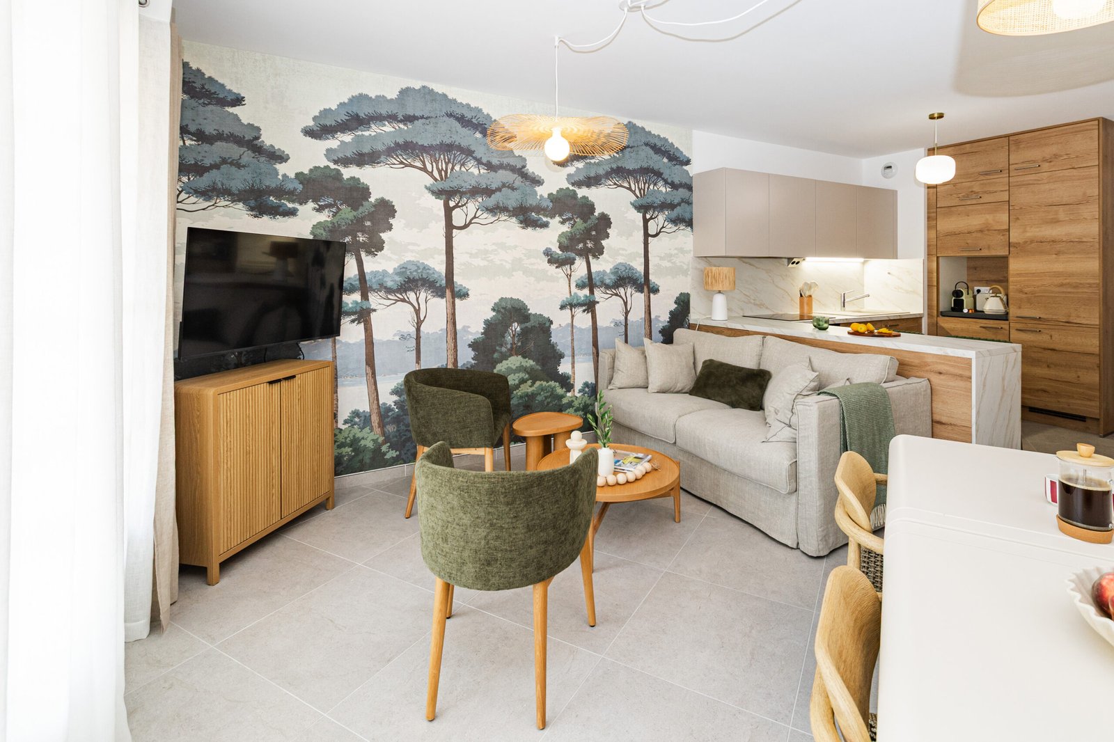 Comment aménager un appartement pour 8 personnes avec seulement 2 chambres ?