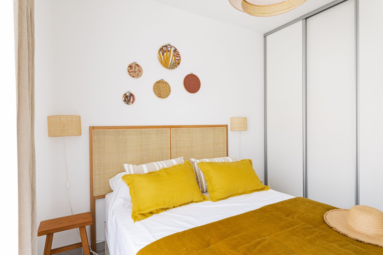 Comment aménager une chambre de 9 m² sans perdre de place ?
